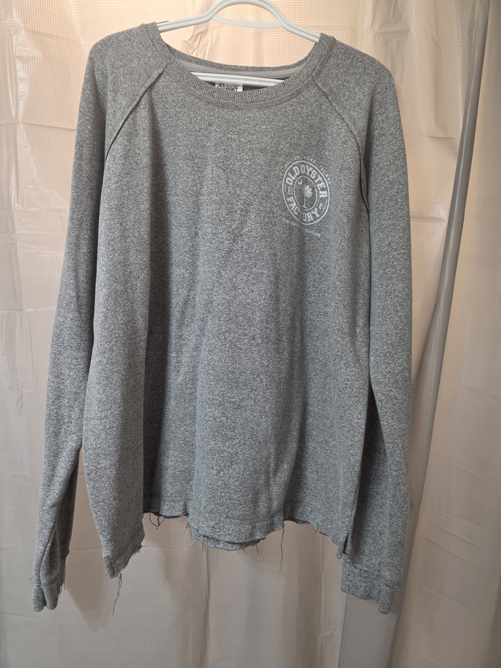 Old Oyster Womens Gray Crewneck